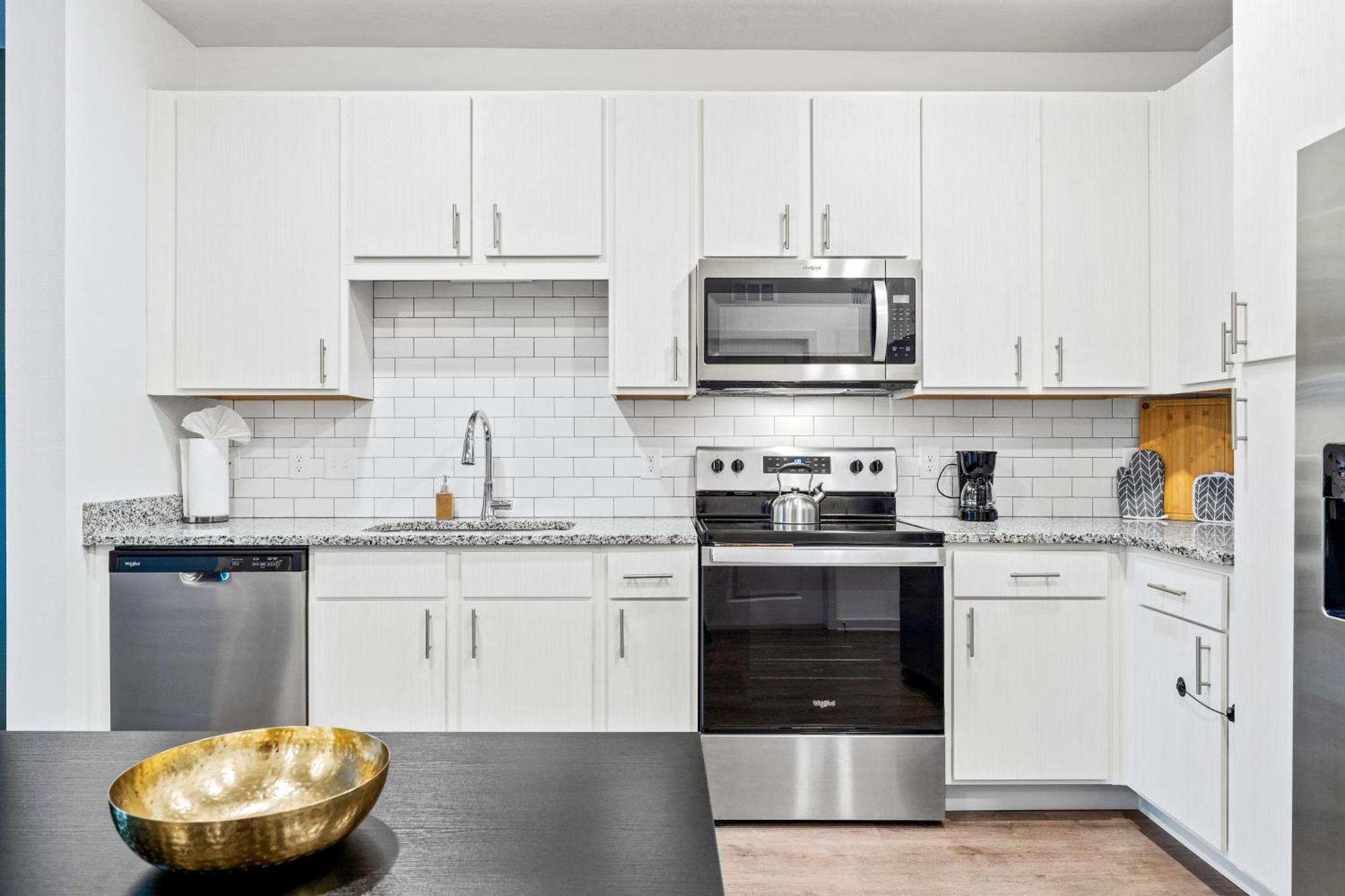 Complete Apartment ,10 Min To Parks Pets Allowed, Resort-Style Amenities Орландо Екстер'єр фото